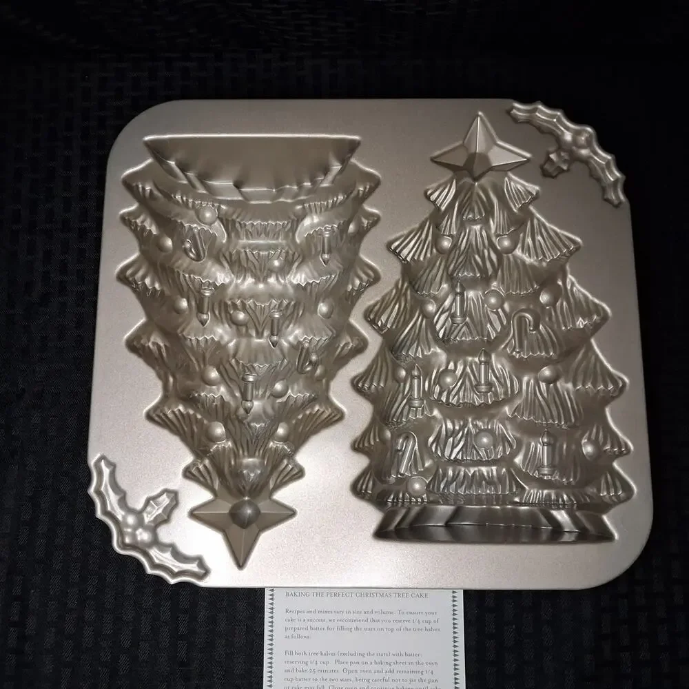 Nordic Ware Cast Aluminum Holiday Christmas Tree Double 9 Cup 3D Cake Pan Mold